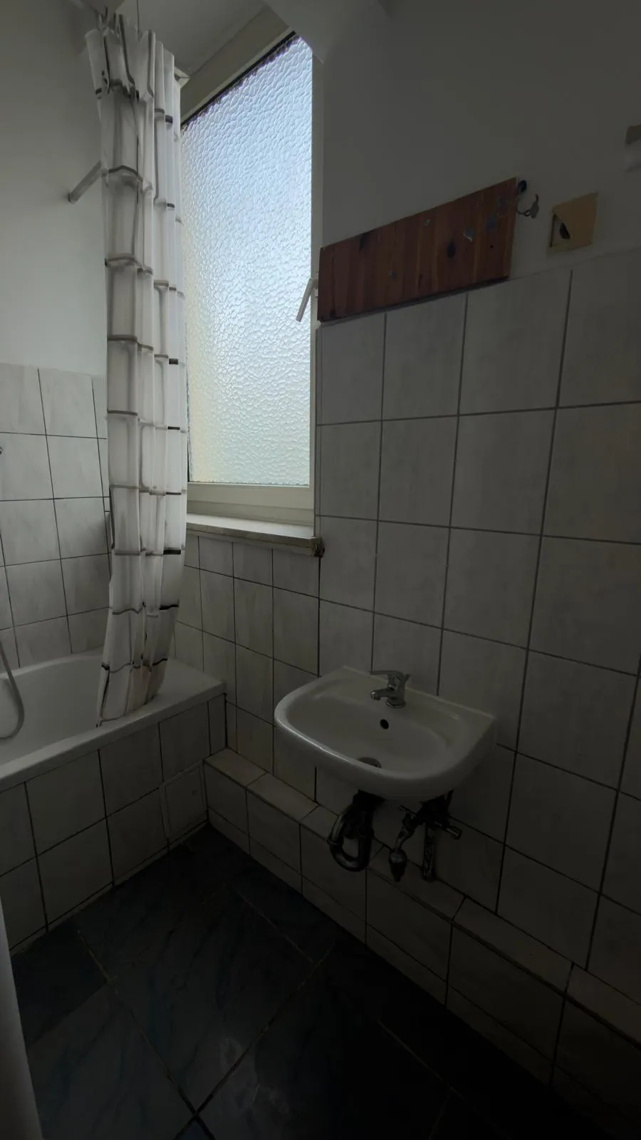 Konrad Adenauer Allee 41 - 22